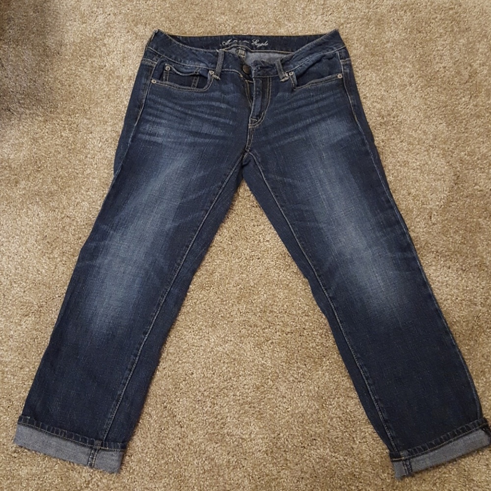 American Eagle Boy Fit Crop